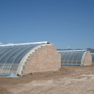 Serra solare passiva per l'agricoltura commerciale